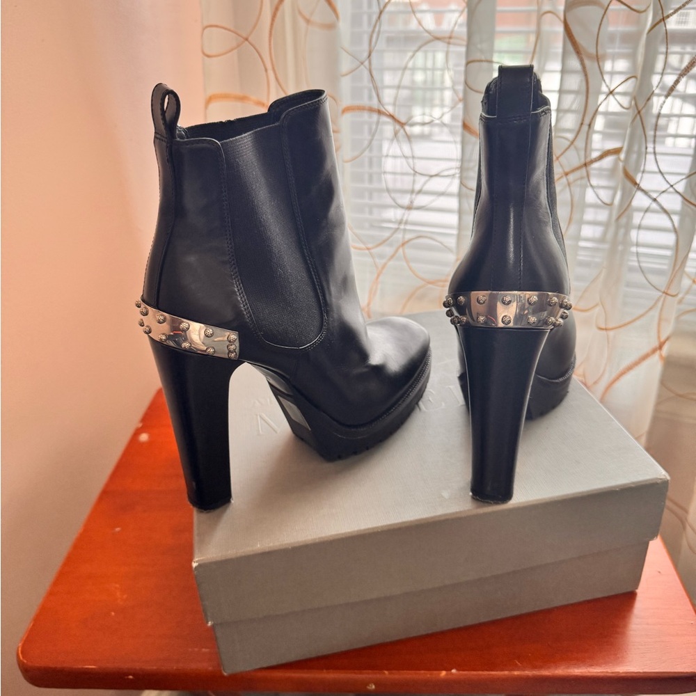 Alexander McQueen Black Leather High Heel Boots